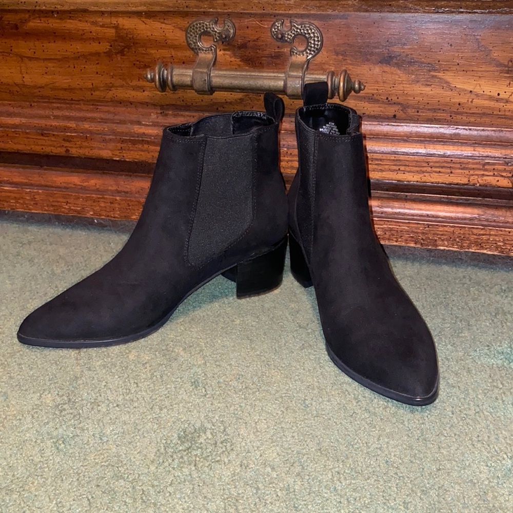 Nine West booties - size 6.5